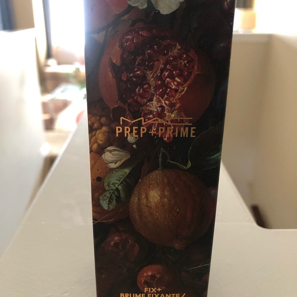 MAC COSMETICS - Prep + Prime Fix Spray - Picture 2 of 3